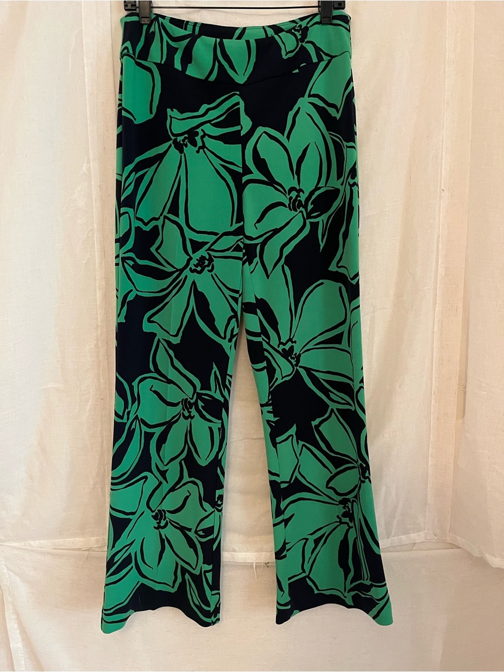 Joseph Ribkoff Green and Black Wide-Leg Floral Pants